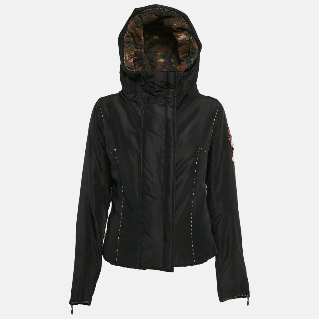 luxury-women-calvin-klein-used-clothes-p1093528-001 Calvin Klein Black Embellished Crepe Puffer Jacket M
