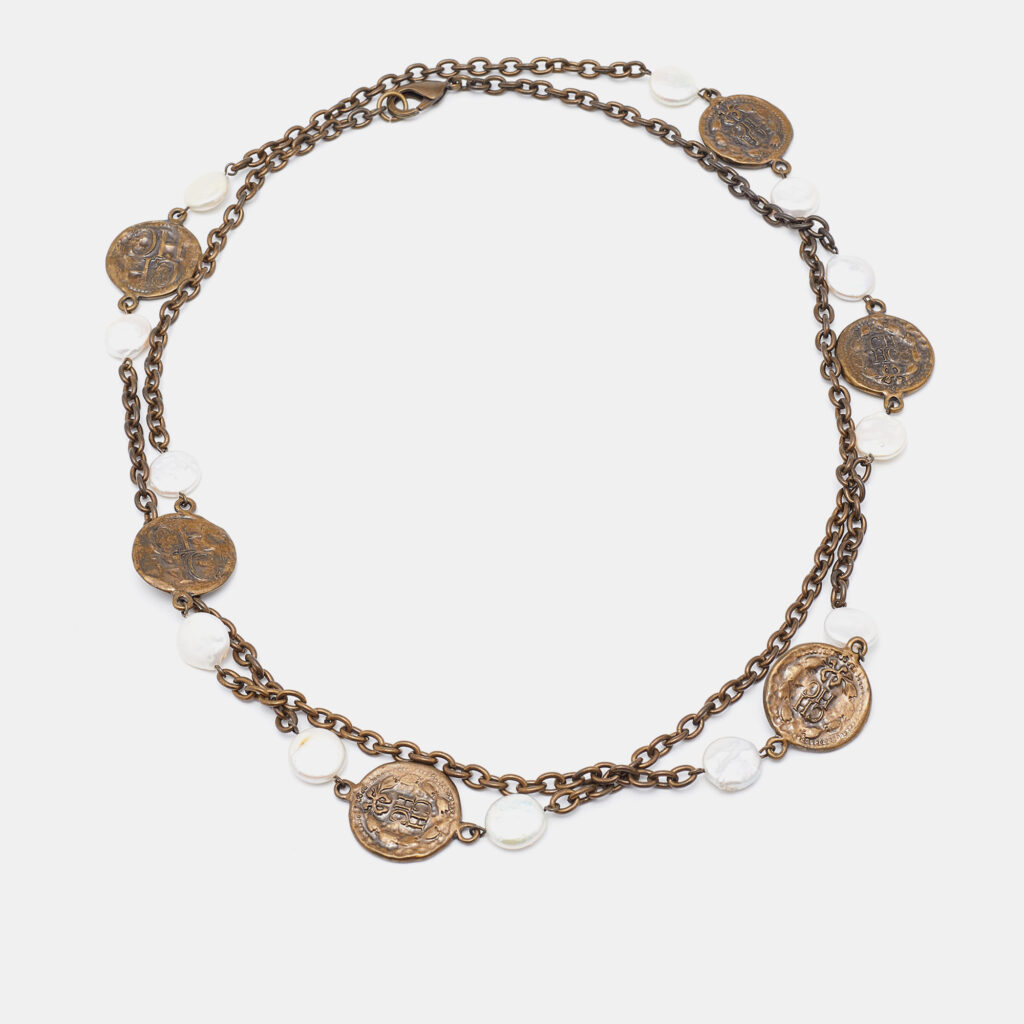 luxury-women-carolina-herrera-used-accessories-p753519-003 Carolina Herrera Antique Finish Metal Pearl Station Necklace
