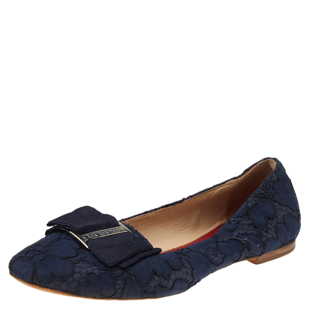 luxury-women-carolina-herrera-used-shoes-p541115-007 CH Carolina Herrera Blue Lace And Fabric Bow Loafers Size 38
