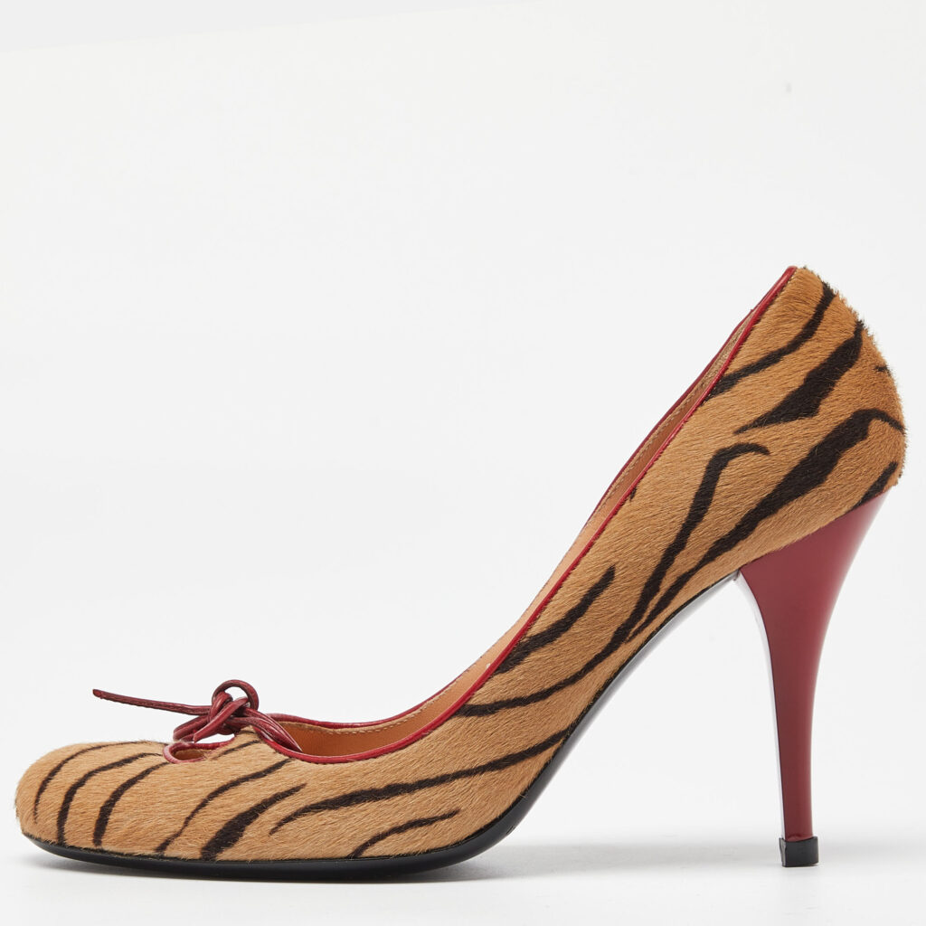 luxury-women-casadei-used-shoes-p996050-009 Casadei Brown/Red Zebra Print Calfhair Pointed Toe Pumps Size 34