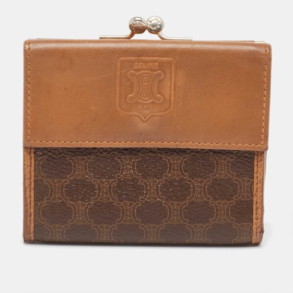 luxury-women-celine-used-handbags-p961862-009 Celine Macadam Coated Canvas and Leather Triomphe Kisslock Wallet