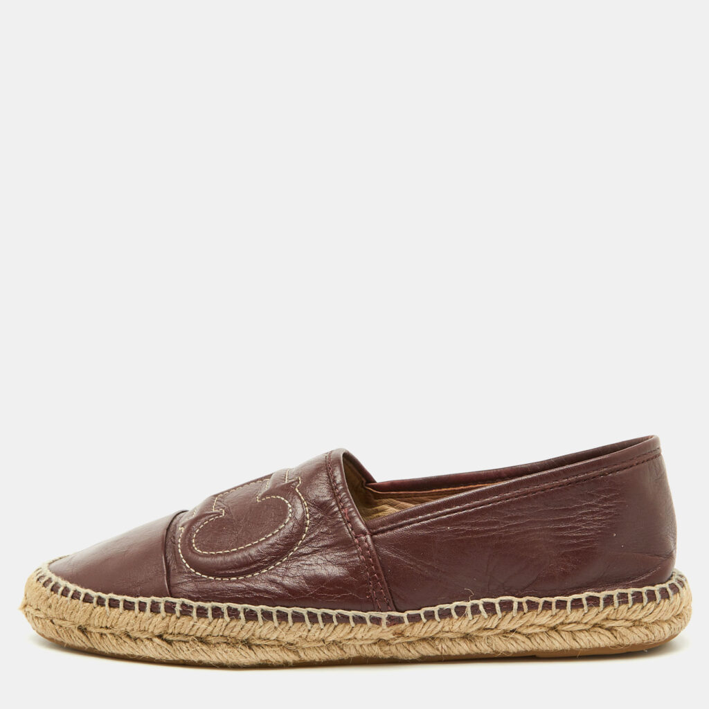 luxury-women-ch-carolina-herrera-used-shoes-p1086231-005 CH Carolina Herrera Burgundy Leather Initials Insignia Espadrille Flats Size 38