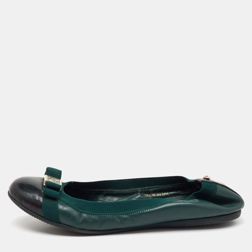 luxury-women-ch-carolina-herrera-used-shoes-p1148131-009.jpg CH Carolina Herrera Green/Black Patent and Leather Bow Ballet Flats Size 37