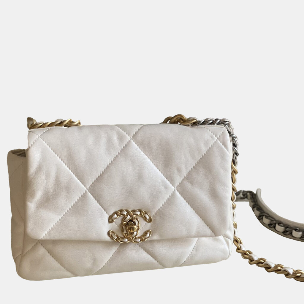 luxury-women-chanel-new-handbags-p1131873-001 Chanel White Leather CC 19 Flap Bag