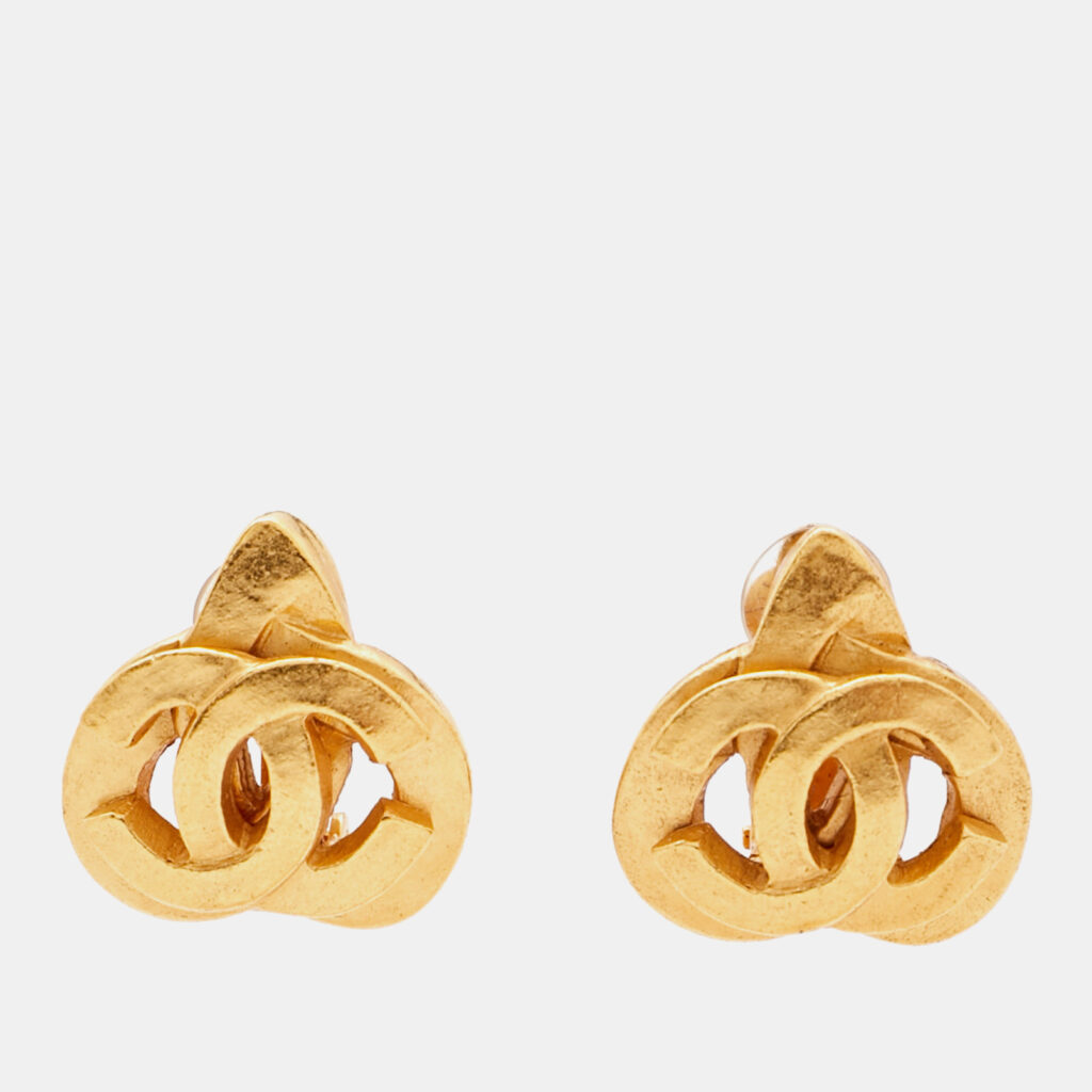 luxury-women-chanel-used-accessories-p1125137-002 Chanel CC Heart Gold Tone Clip On Earrings