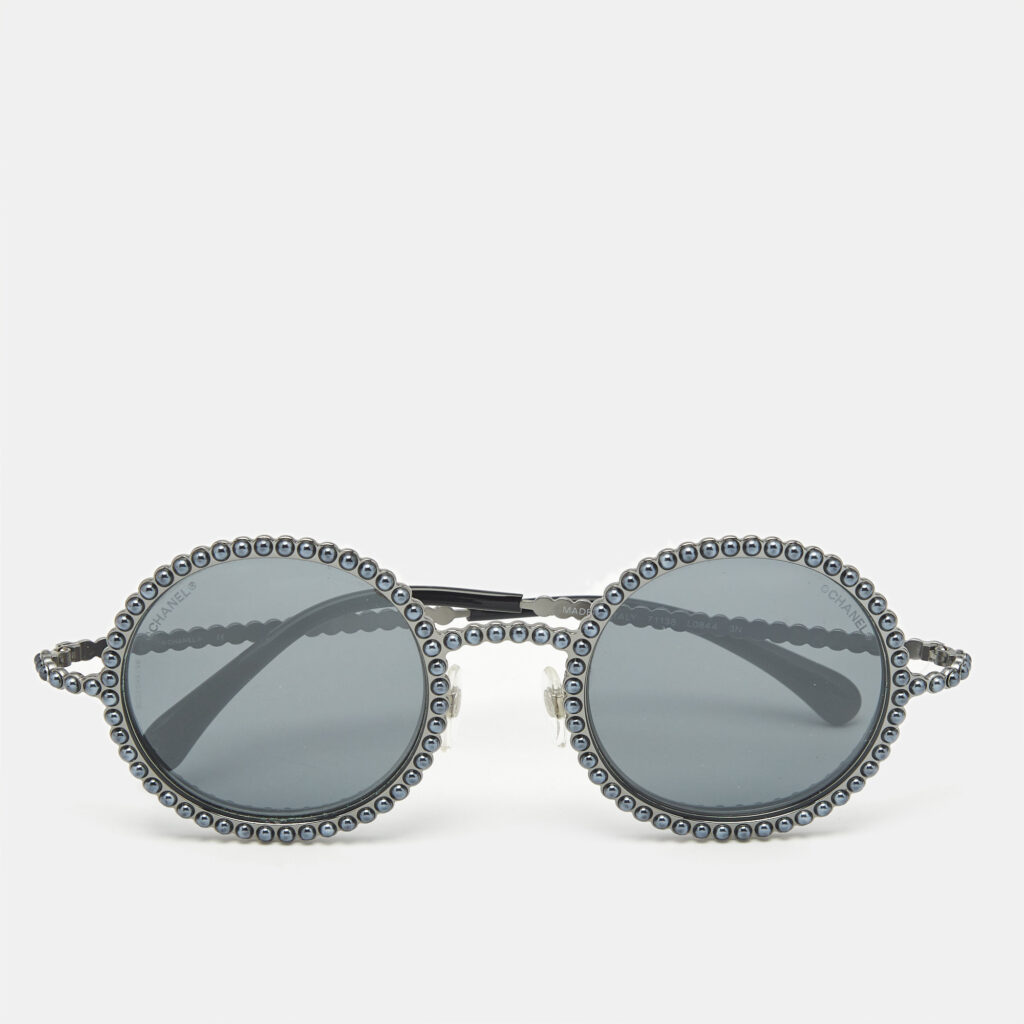 luxury-women-chanel-used-accessories-p1157822-001 Chanel Grey/Blue 71138 Pearl Round Sunglasses