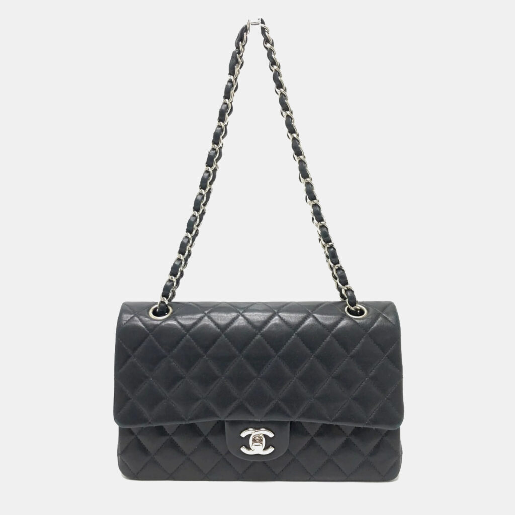 luxury-women-chanel-used-handbags-p1021490-019 Chanel Black Leather Medium Classic Double Flap Shoulder Bags