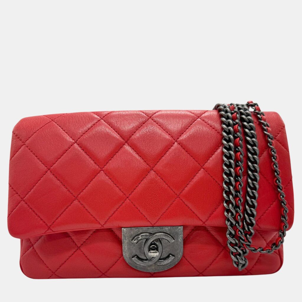 luxury-women-chanel-used-handbags-p1091430-001 Chanel Red Quilted Leather CC Flap Shoulder Bag