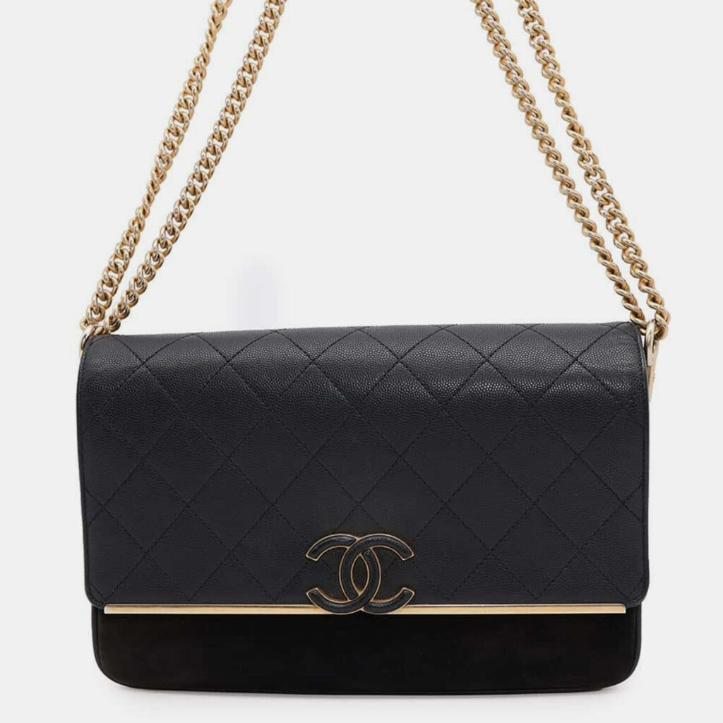 luxury-women-chanel-used-handbags-p1111158-014 Chanel Matelasse Cc Logo Chain Black Caviar Leather Suede Shoulder Bag