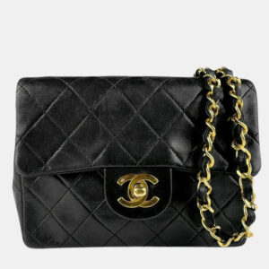 Chanel Pink Velvet Paris-Cosmopolite Camellia Flap Shoulder Bag