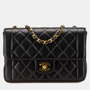Chanel Black Medium CC Quilted Lambskin Border Single Flap