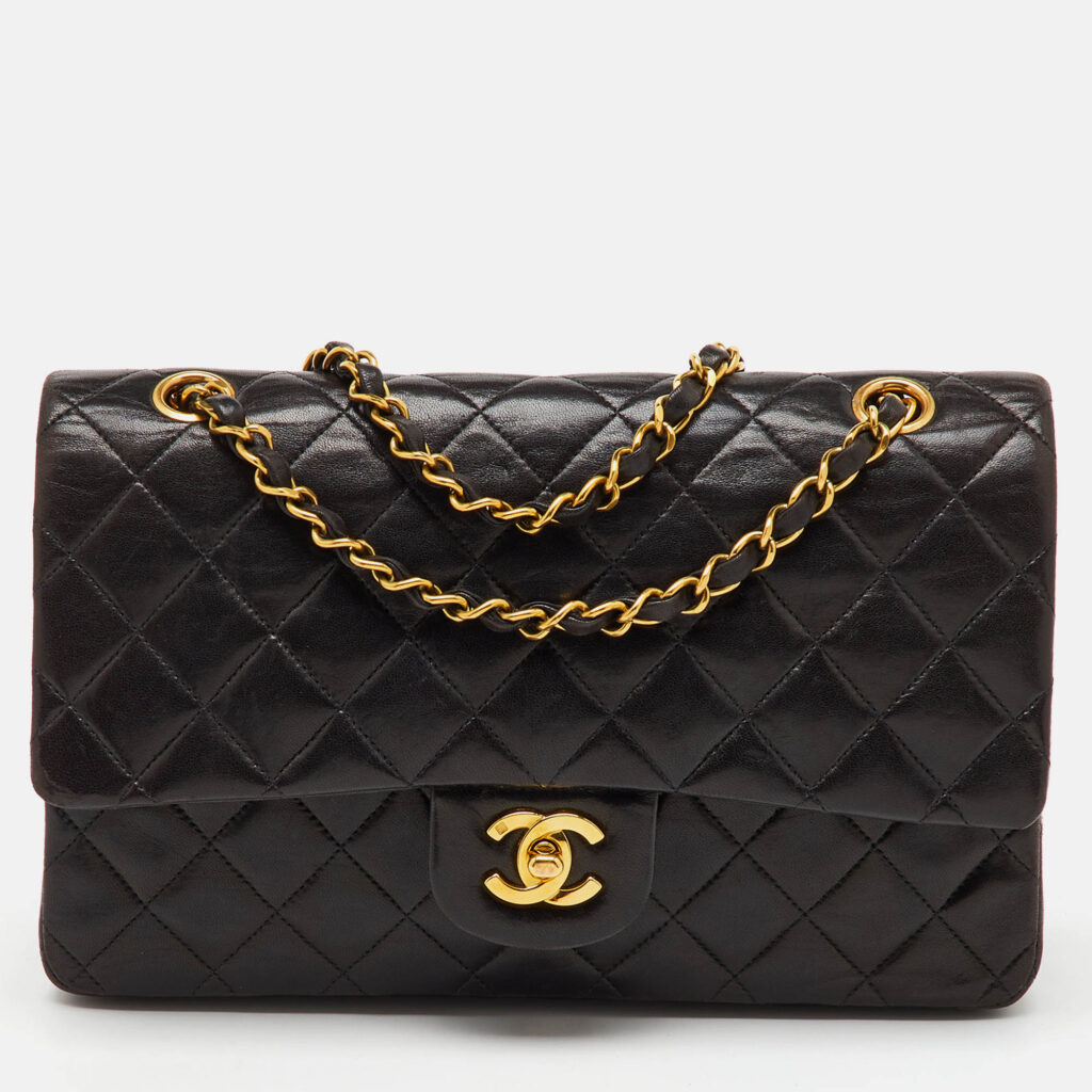 luxury-women-chanel-used-handbags-p1147546-013 Chanel Black Quilted Leather Medium Classic Double Flap Bag