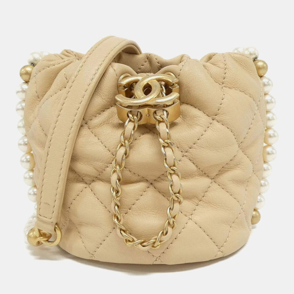 luxury-women-chanel-used-handbags-p1157412-002 Chanel Beige Leather Medium Shoulder Bag