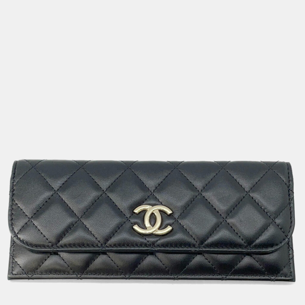 luxury-women-chanel-used-handbags-p1157696-020 Chanel Black Lambskin Matelasse Clutch Bag