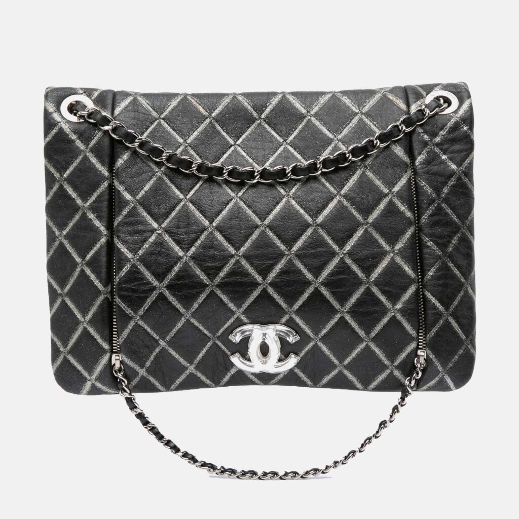 luxury-women-chanel-used-handbags-p1160207-009 Chanel Black Quilted Metallic Distressed Lambskin CC Crystal Flap
