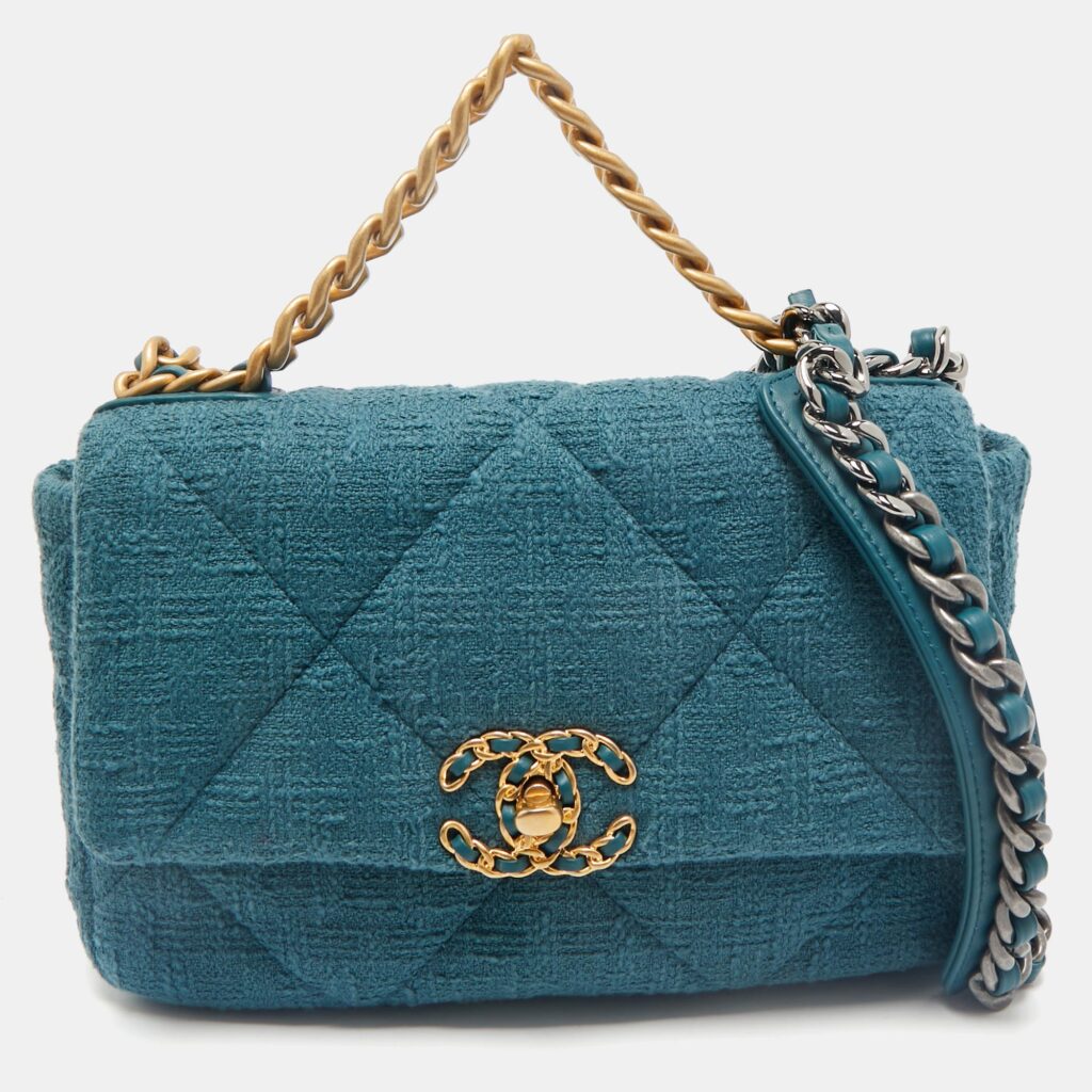 luxury-women-chanel-used-handbags-p1165019-007.jpg Chanel Dark Green Quilted Tweed Small 19 Flap Bag