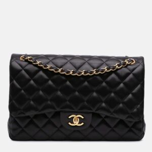 Chanel Black Jumbo Classic Lambskin Double Flap