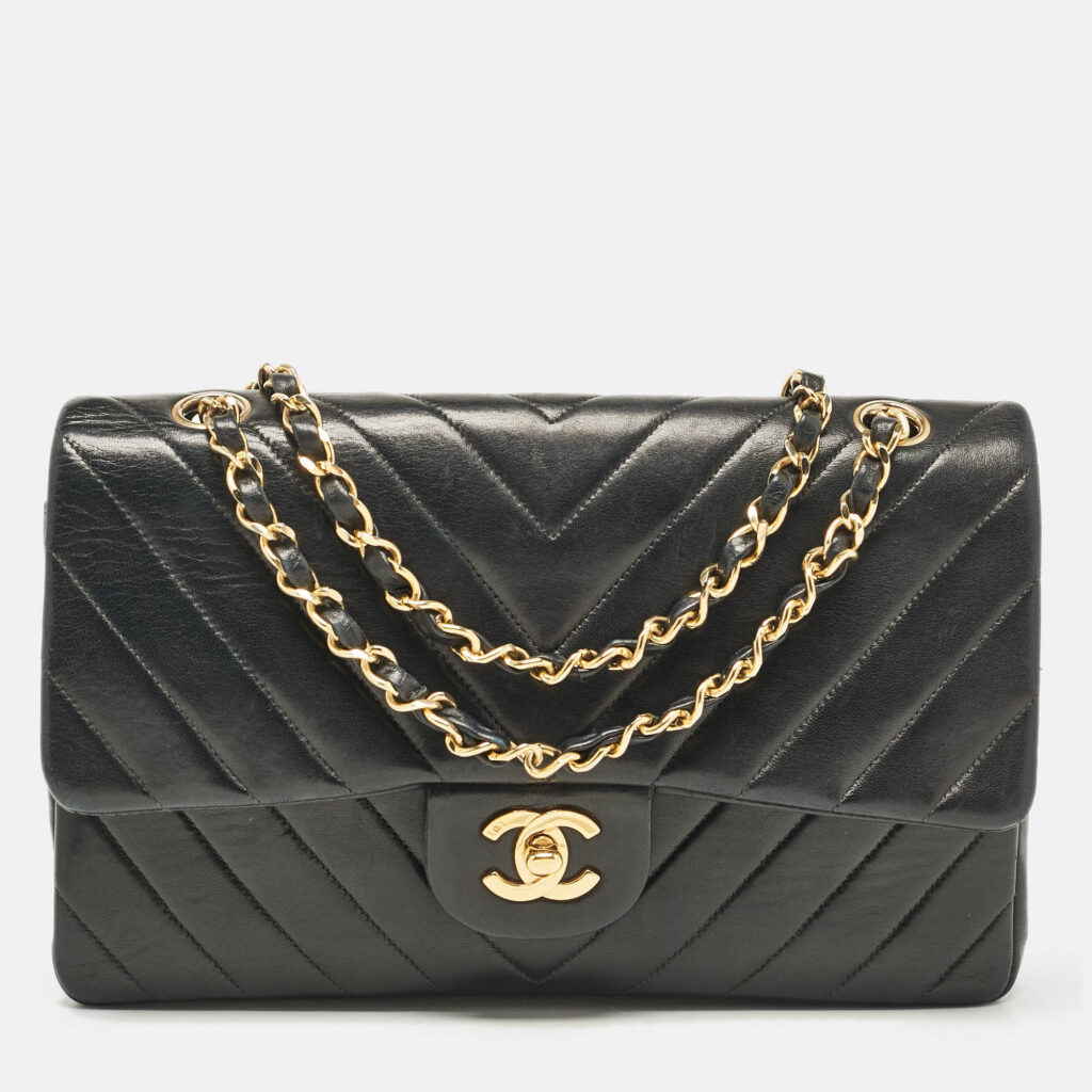 luxury-women-chanel-used-handbags-p912139-036 Chanel Black Chevron Leather Medium Classic Double Flap Bag