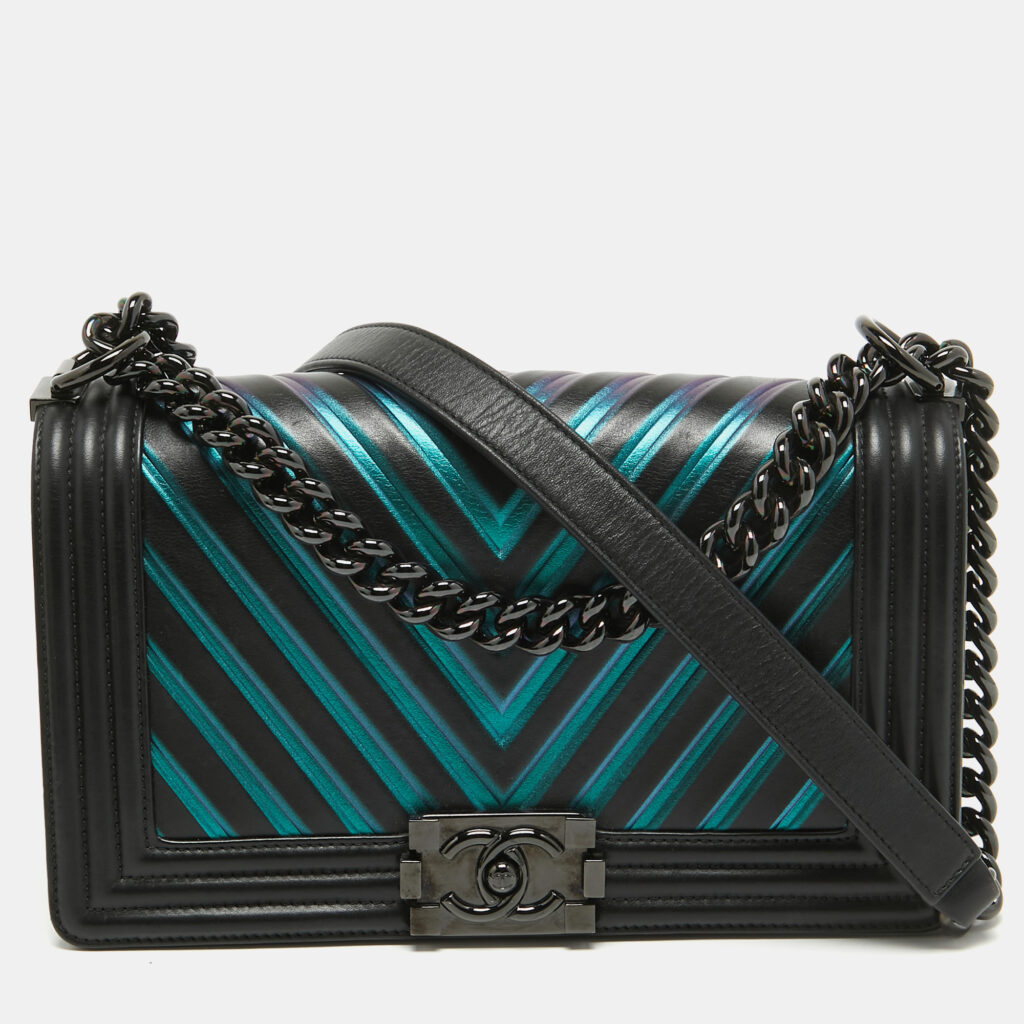 luxury-women-chanel-used-handbags-p919553-002 Chanel Black/Holographic Chevron Leather Medium Boy Flap Bag