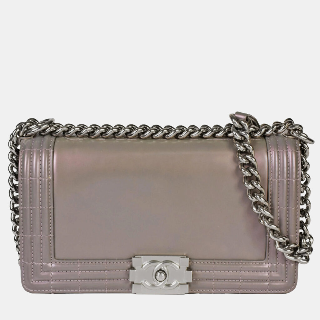 luxury-women-chanel-used-handbags-p935137-001 Chanel Grey Leather Medium Reverso Boy Bag