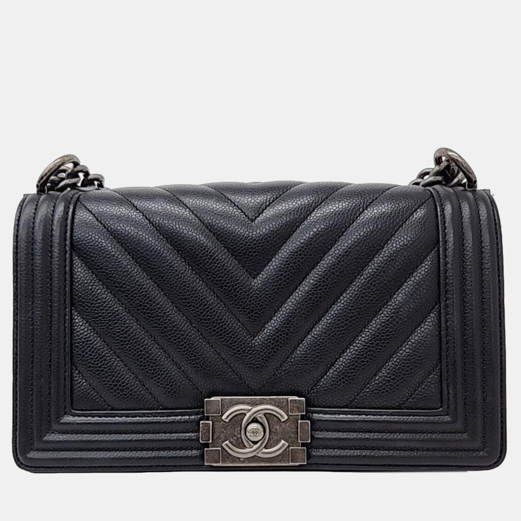 luxury-women-chanel-used-handbags-p949739-002 Chanel Black Caviar Chevron Boy Medium Bag
