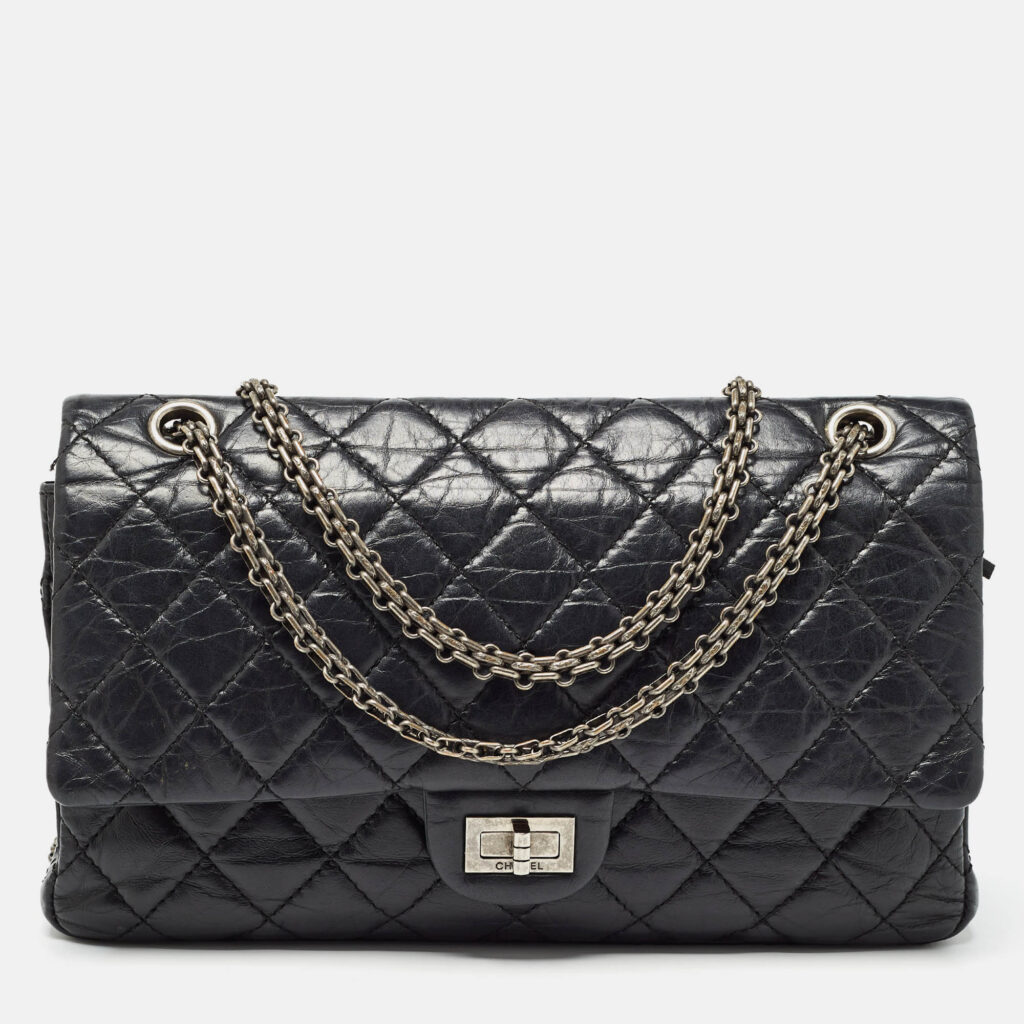 luxury-women-chanel-used-handbags-p971672-024 Chanel Black Quilted Aged Leather Reissue 2.55 Classic 226 Flap Bag