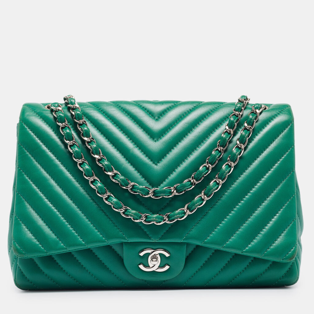 luxury-women-chanel-used-handbags-p995938-011 Chanel Green Chevron Leather Maxi Classic Single Flap Bag