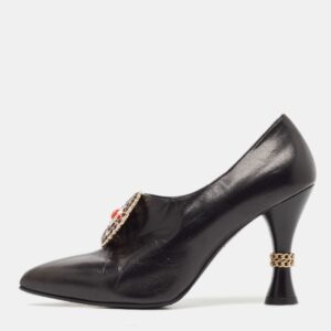 Chanel Black Leather Embellished Pumps Size 37