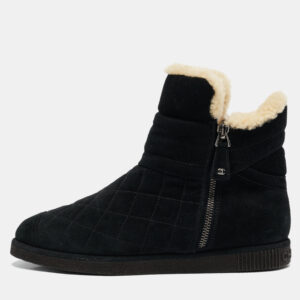 Chanel Black Suede and Shearling Ankle Boots Size 38