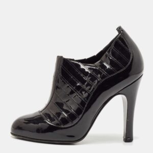 Chanel Black Patent Leather New York Ribbed Ankle Booties Size 37