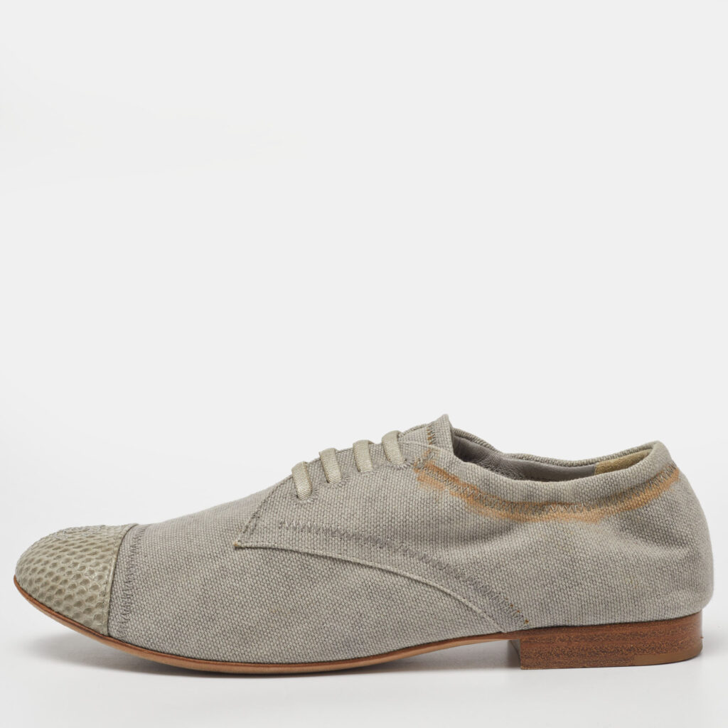 luxury-women-chanel-used-shoes-p869365-002 Chanel Grey Canvas and CC Snakeskin Cap Toe Slip On Derby Size 36