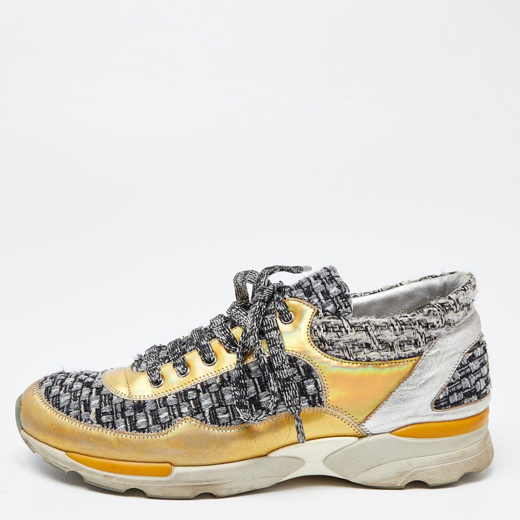 luxury-women-chanel-used-shoes-p886664-002 Chanel Tricolor Tweed and Leather CC Low Top Sneakers Size 38