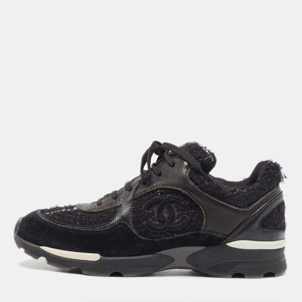luxury-women-chanel-used-shoes-p917951-003 Chanel Black Suede and Tweed Interlocking CC Logo Low Top Sneakers Size 40.5