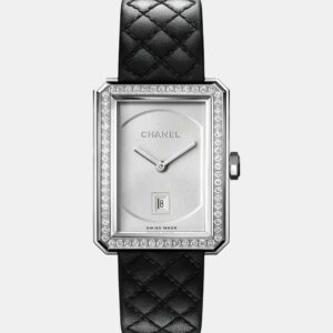 Chanel Silver 18k White Gold Boy-Friend H6677 Quartz Women's Wristwatch 26.7 mm x 34.6 mm