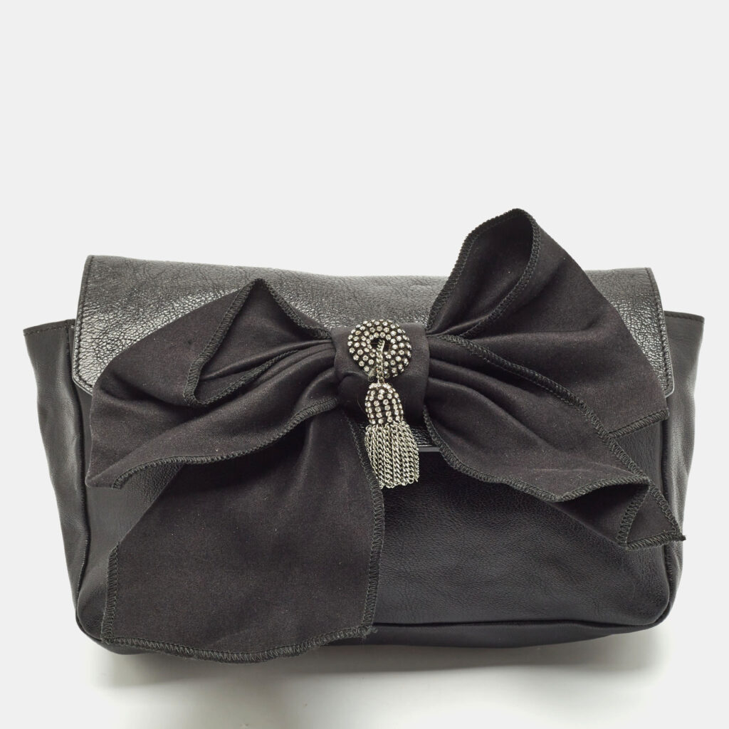 luxury-women-chloe-used-handbags-p1148860-012 Chloe Black Leather Crystals Bow Clutch