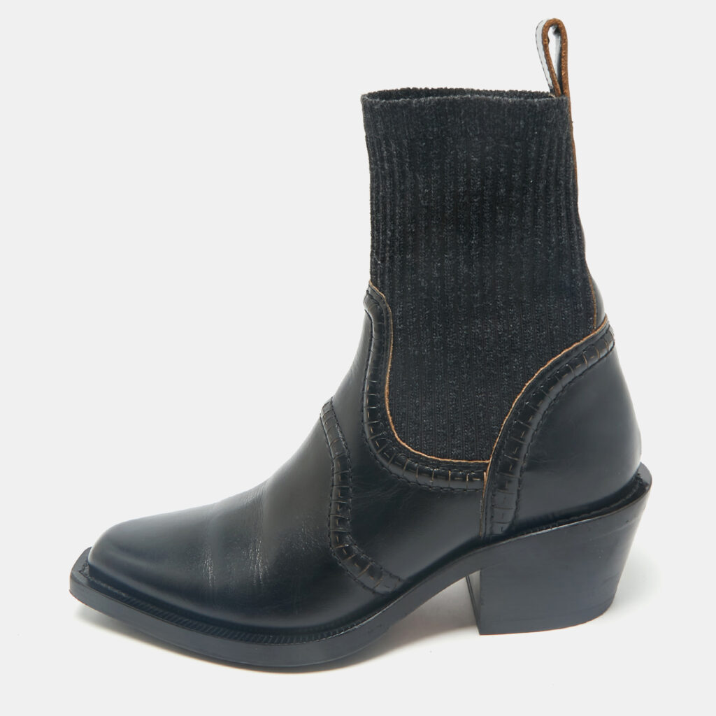luxury-women-chloe-used-shoes-p1166113-008 Chloe Black Leather and Fabric Ankle Boots Size 38