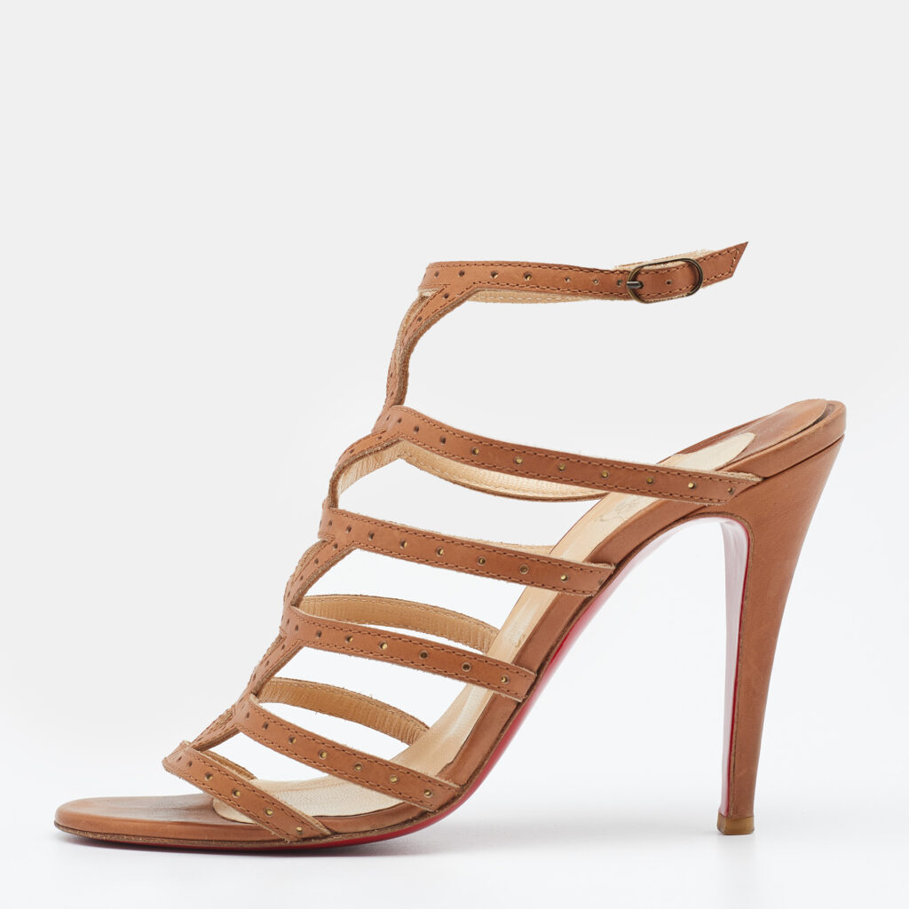 luxury-women-christian-louboutin-used-shoes-p647739-002-2 Christian Louboutin Beige Leather Strappy Ankle Strap Sandals Size 38.5