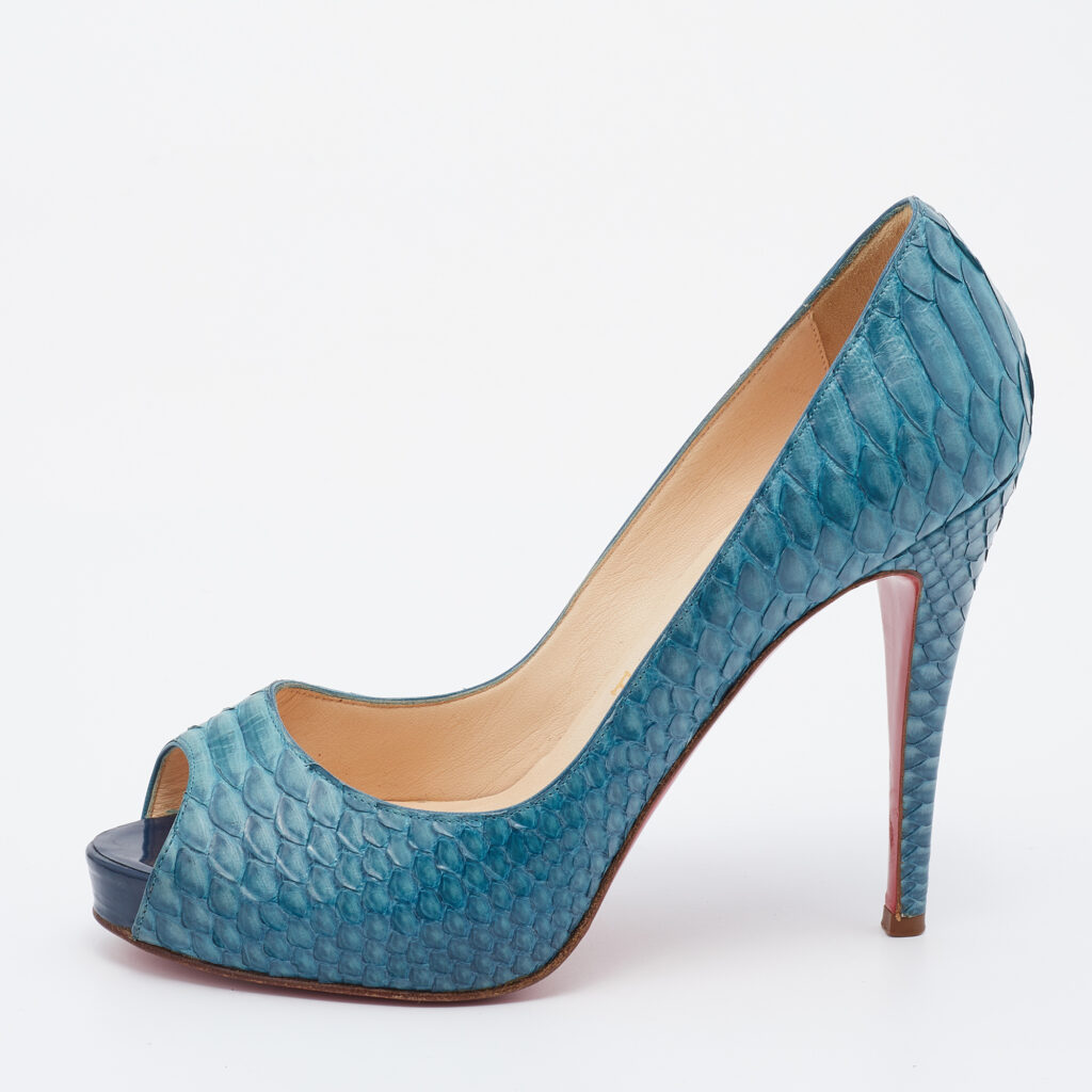 luxury-women-christian-louboutin-used-shoes-p681023-015-1 Christian Louboutin Blue Python Very Prive Platform Pumps Size 38