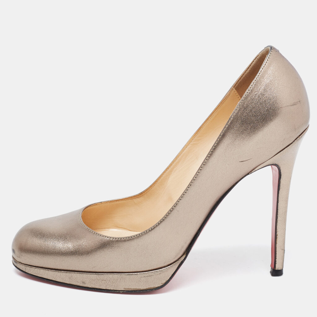 luxury-women-christian-louboutin-used-shoes-p827475-005 Christian Louboutin Metallic Leather New Simple Pumps Size 37.5