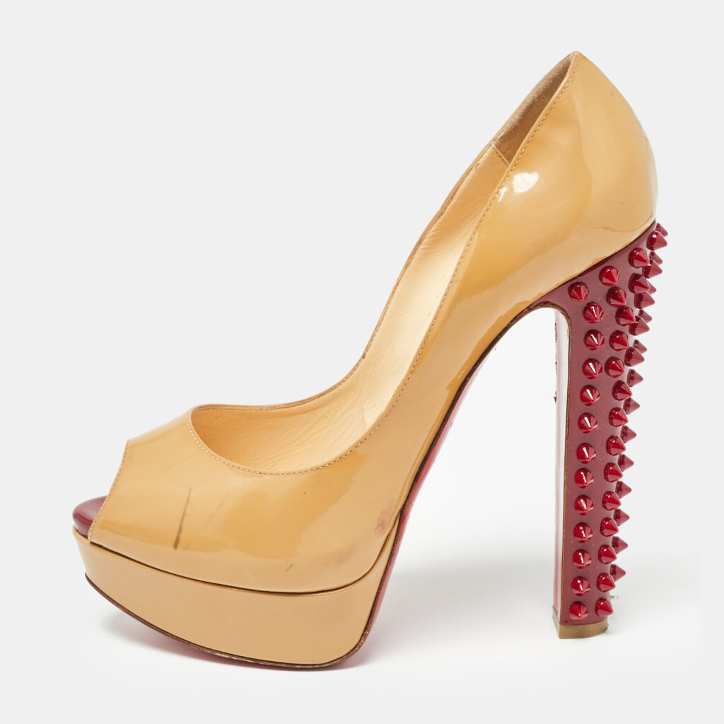 luxury-women-christian-louboutin-used-shoes-p978299-003 Christian Louboutin Beige Patent Taclou Pumps Size 38