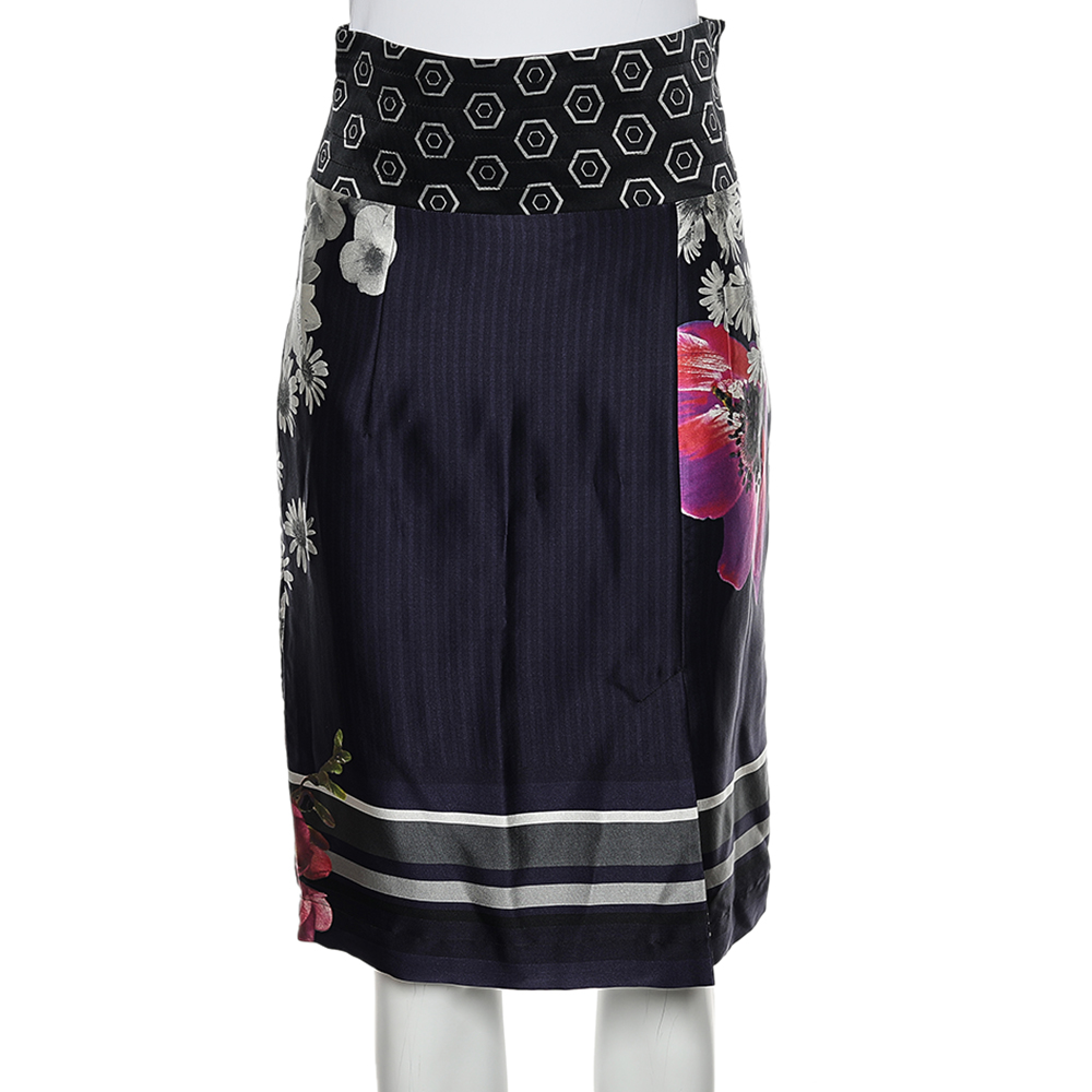 luxury-women-class-by-roberto-cavalli-used-clothes-p563114-002-2 Class by Roberto Cavalli Multicolor Printed Satin Pencil Skirt M