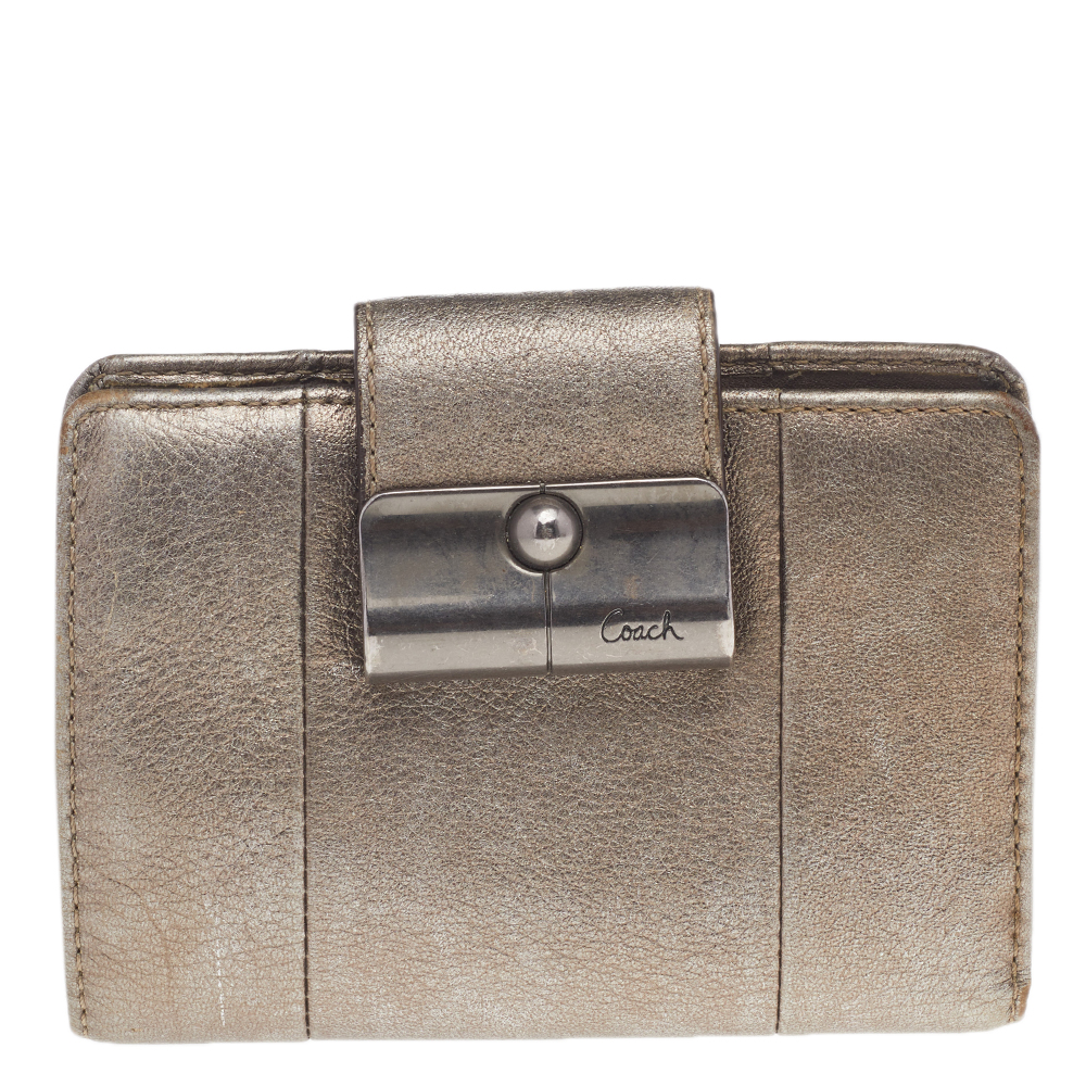 luxury-women-coach-used-handbags-p512052-001 Coach Metallic Gold Leather Compact Wallet