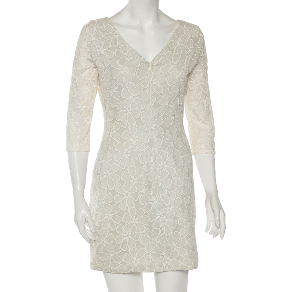 luxury-women-diane-von-furstenberg-used-clothes-p496812-006 Diane Von Furstenberg Pale Grey & Cream Floral Embroidered Silk Sarita Dress M