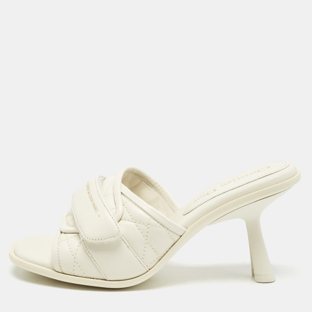 luxury-women-dior-new-shoes-p1157847-001.jpg Dior Off White Quilted Leather Diorevolution Slide Sandals Size 37