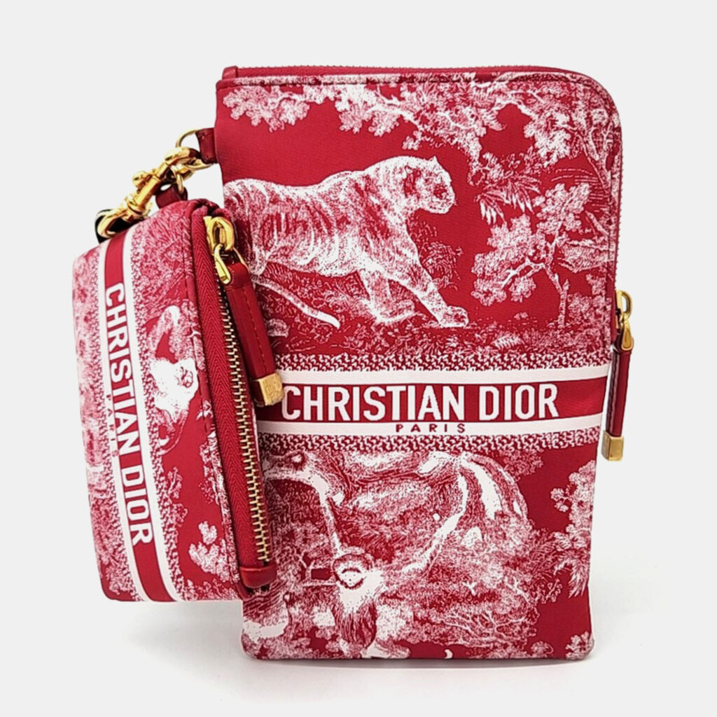 luxury-women-dior-used-handbags-p1105522-002 Dior Red Canvas Travel Multifunctional Pouch