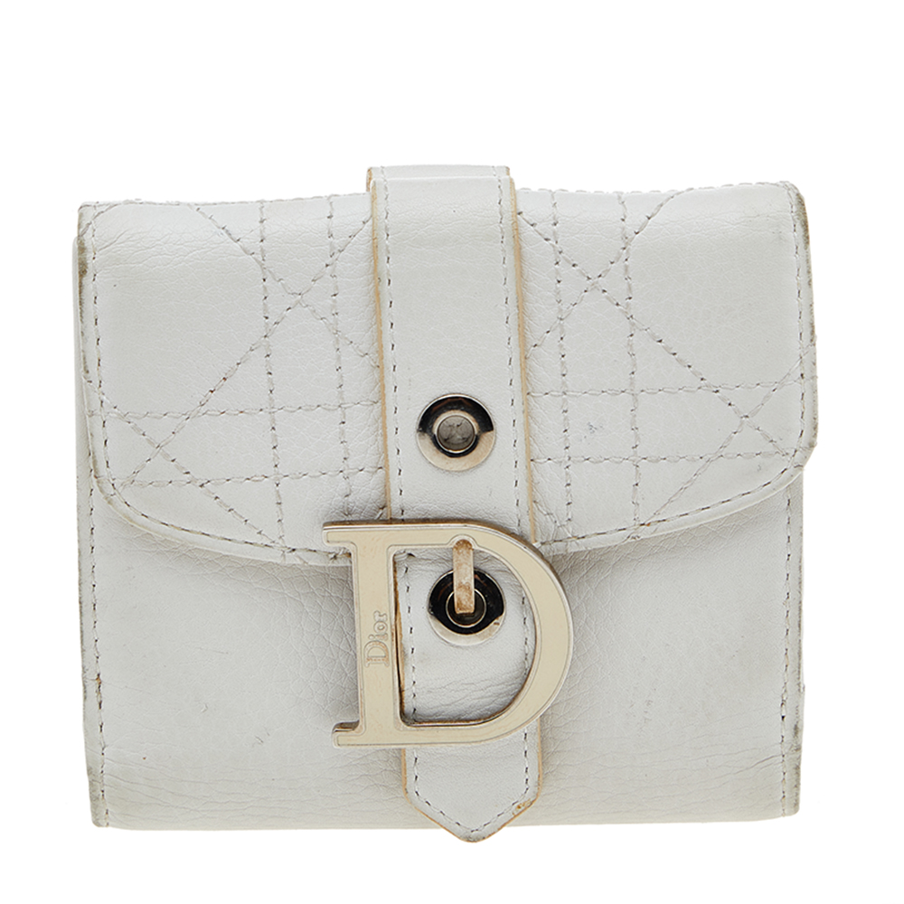 luxury-women-dior-used-handbags-p600042-009-2 Dior White Cannage Leather French Wallet
