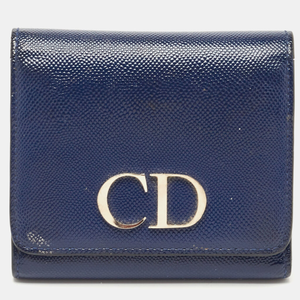 luxury-women-dior-used-handbags-p856056-012 Dior Blue Patent Leather Mania Trifold Wallet