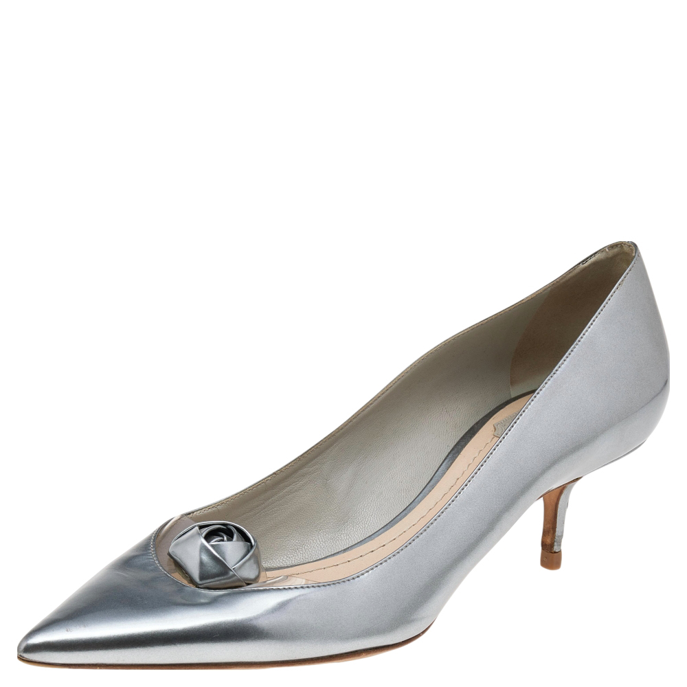 luxury-women-dior-used-shoes-p565700-006-2 Dior Metallic Silver Leather And PVC Pointed Toe Pumps Size 40