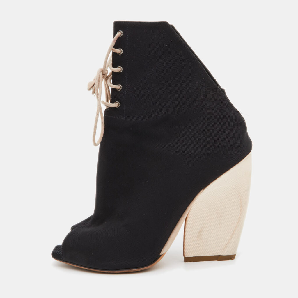 luxury-women-dior-used-shoes-p810131-001 Dior Black Canvas Open Toe Lace Up Ankle Booties Size 37.5
