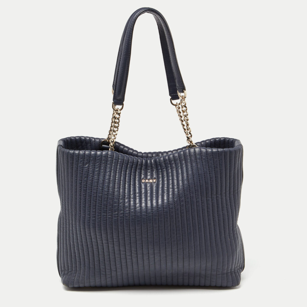 luxury-women-dkny-used-handbags-p903325-004 DKNY Blue Quilted Leather Chain Tote
